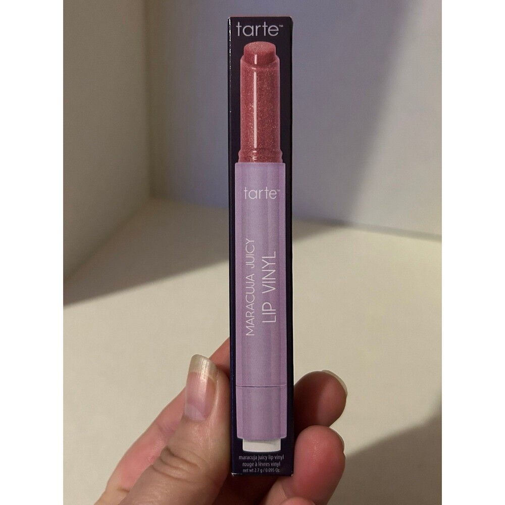 Tarte Maracuja Juicy Lip Vinyl in Shimmering Mixed Berries 2.7 g/0.095 oz